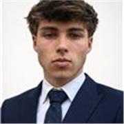 Soy Javier, estudiante de 3.º de Economía bilingüe en inglés en la Universidad de Granada y tengo Bachillerato de Ciencias. Ofrezc
