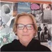 INSEGNANTE MADRE LINGUA SPAGNOLO. LAUREA IN PSICOLOGIA. PIU DE 15 ANNI DI ESPERIENZE. L'INSEGNAMENTO È UNA DELLE MIE PASSIONI.