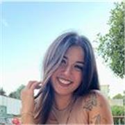 Offro lezioni ai ragazzi delle scuole elementari e medie in base alle loro esigenze 