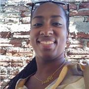 Tutte le persone che vogliono imparare la bella lingua spagnolo. Non é dificile ma ci vuole un po' di impegno come in tante altre