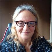 Professeure expérimentée et certifiée en Français Langue Etrangère , je souhaite aider des enfants , adolescents ou adultes