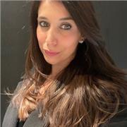 ¡Hola! Como profesora de portugués, ofrezco clases interactivas y personalizadas!