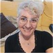 Profesora titulada cómo licenciada en obstetricia ( matrona)