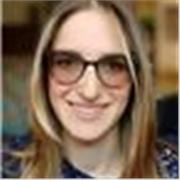 Laureata magistrale in Lingue, offro lezioni di inglese e tedesco a ragazzi/e e adulti/e