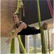Professora particular de flexibilidade, yoga e circo ( aéreos e handstands)