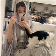 Maths tutor, teaches kids between the ages of 5-11