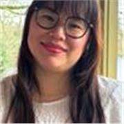 Maestra de Educación Infantil y opositora a Maestra de pedagogía terapéutica. Actualmente trabajando en una escuela de Irlanda.