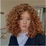 diplomata al liceo classico, sto quasi per laurearmi in psicologia e offro aiuto compiti/ripetizioni a ragazzi/e di scuola elementare e media