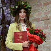 Laureata in Chimica e Tecnologia Farmaceutiche impartisce ripetizioni a studenti di medie, superiori e università
