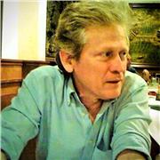 Psicologo, no homologado -venezolano- con experiencia docente. En Madrid trabajé el año pasado con 4 estudiantes de la ESO.