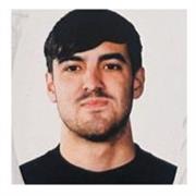 Profesor de futbol apto para todo tipo de edades. 