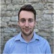 Bilingue anglais /français diplômé d'une école d'ingénieur française.
TOEIC 990