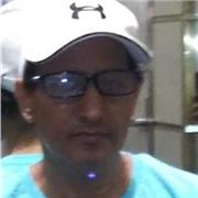 Insegnante francese . Bonjour . Je suis a votre disposition pour essaie