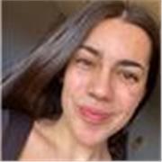 Estudiante de universidad, graduada del instituto en Canadá con nivel de inglés para enseñar a niños de todas las edades.