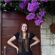 Estudio matemática financiera, puedo impartir clases de matemáticas de primaria.