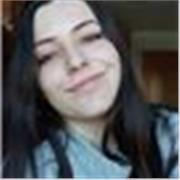 Profesora titulada de Educación Primaria con posibilidad de impartir las clases tanto de forma presencial como online