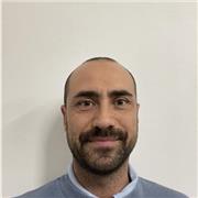 Laurea in economia ma appassionato di matematica impartisce lezioni di vario genere dalle elementari alle superiori. Da remoto