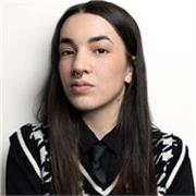 Estudiante de economía con gran capacidad analítica y de enseñanza