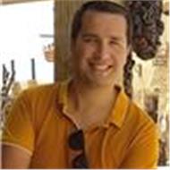 Alejandro María