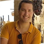 Alejandro María