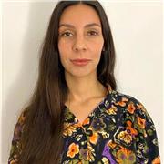 Profesor de diseño de interiores apto para principiantes y estudiantes en carrera.