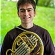 Trompista profesional con experiencia orquestal; clases para todos los niveles y aspirantes a conservatorio.
