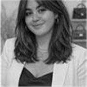 Persona creativa, paciente; clases de baile y manualidades