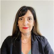 Je vous accompagne dans votre cursus. Expérimentée et humaine, nous travaillerons ensemble en français.