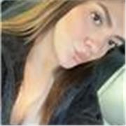 Maestra de pilates con experiencia en clases presenciales