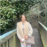 I am a 20 year old first analytical chemistry student, who is friendly and chatty and can provide excellent services to Students