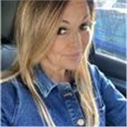 Profesora de inglés con titulación y más de 10 años de experiencia, se ofrece a dar clases de inglés todos los niveles.  