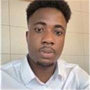 Englischlehrer, der Kinder aller Altersgruppen unterrichtet, sowohl Fernstudium als auch zu Hause lernen 