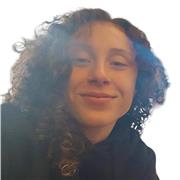 Graduada en Bachillerato con experiencia de 2 años impartiendo clases de mates y otros asignaturas