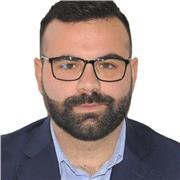 Offro lezioni private per ragazzi e ragazze di scuole medie, superiori, università in inglese, matematica, economia.