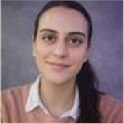Profesora de matemáticas y economía con inglés nivel B2 ofrece clases particulares presenciales; también enseña árabe. 