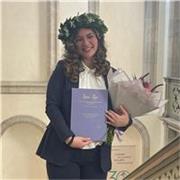 Laureata in traduzione e interpretariato e studentessa magistrale in lingue offre lezioni di francese per studenti