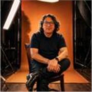 Director creativo y estratega; doy clases de comunicación, marketing y publicidad a estudiantes, emprendedores y profesionales.