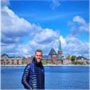 Physiotherapeut, Personal Trainer & Ernährungsberater der Menschen helfen möchte langfristig gesund und leistungsfähig zu bleiben!