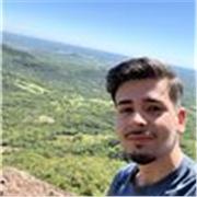 Profesor de geografía para alumnos de colegio e instituto.