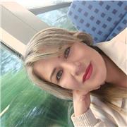 Ich bin eine Krankenschwester aus Kolumbien und habe 15 Jahre Erfahrung in der Spanisch Muttersprache