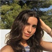 Profesora de apoyo escolar con experiencia fuera en Estados Unidos. Tengo el C1 y actualmente curso cuarto de veterinaria