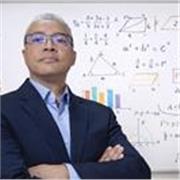 Professor de Matemática com mais de 20 anos de experiência na Educação Básica