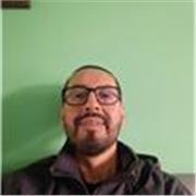 Profesor con amplia experiencia en cualquier área sociohumanista