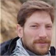 Soy una persona muy curiosa, en constante formación y transmitir conocimiento relacionado con el mundo de las ciencias y la tecnología me apasiona