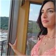 Se sei alla ricerca di un insegnante di spagnolo o di tradurre dall'italiano o dall' inglese in spagnolo o in portoghese, sono la persona giusta per te