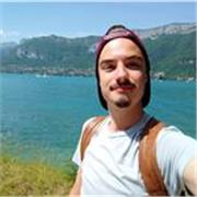 Hola! Soy Marcos, titulado en Geografía y Ordenación del Territorio, e imparto clases online.