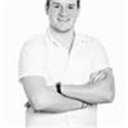 Ingeniero informático y graduada en ADE con mas de 6 años de experiència en el mundo laboral y con experiència prèvia en dicencia