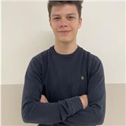 Étudiant en information et communication, je donnes des cours pour aider à passer le brevet du collège