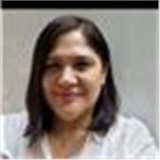 Abogada imparte clases de Derecho para todas las edades en Español