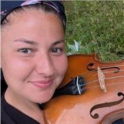 Professeur de violon je peux vous aider à progresser, solfège aussi.